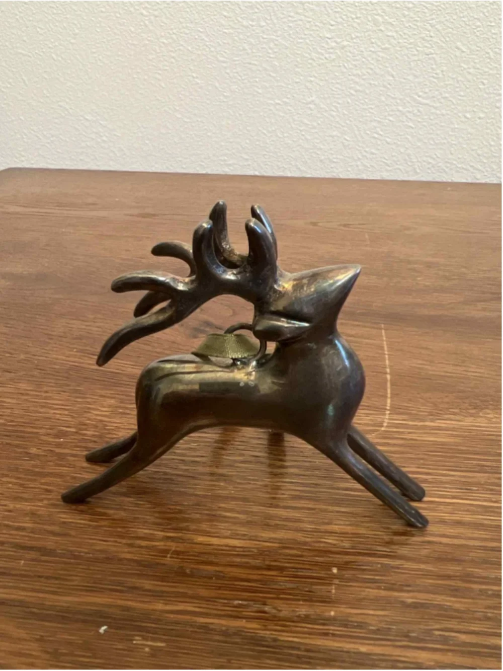 Vintage Silver Plated Reindeer Figurine 4” x 4.5” Christmas Holiday Ornament